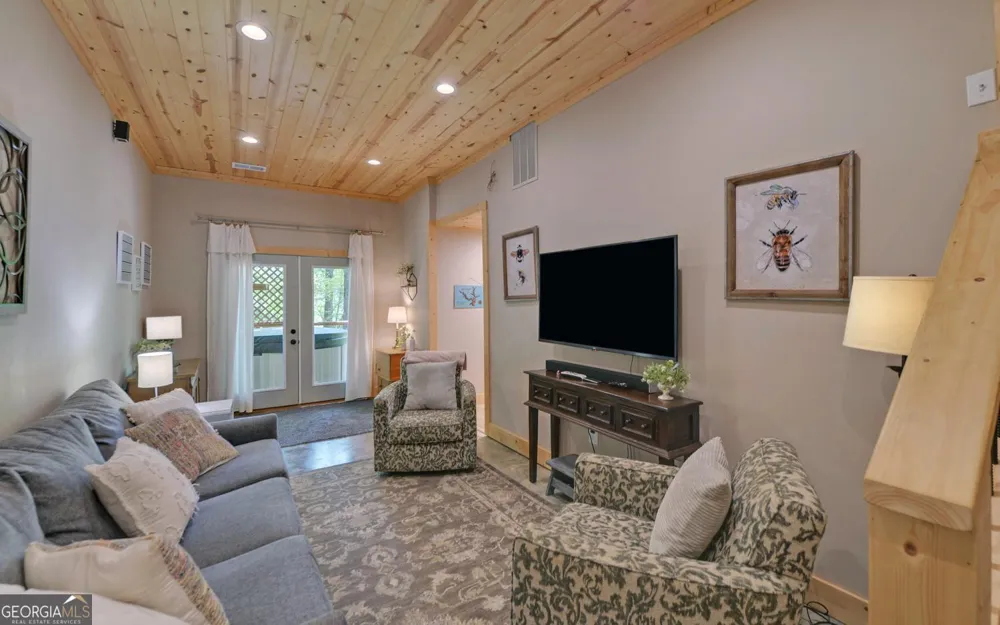 79 Clairmonte PT Martin, GA 30557