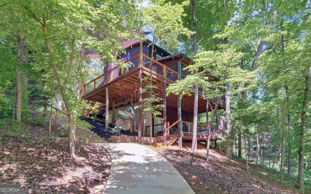 79 Clairmonte PT Martin, GA 30557