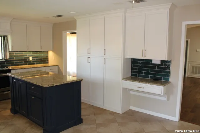 408 Mulberry Uvalde, TX 78801