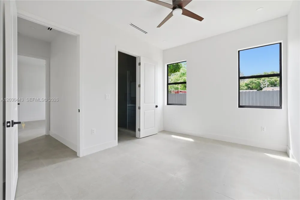 131 Miami Gardens Rd West Park, FL 33023