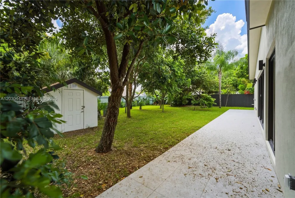 131 Miami Gardens Rd West Park, FL 33023
