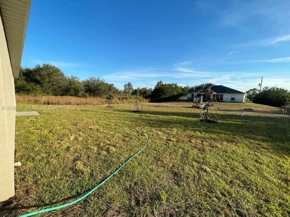 2613 62nd St W Lehigh Acres, FL 33971