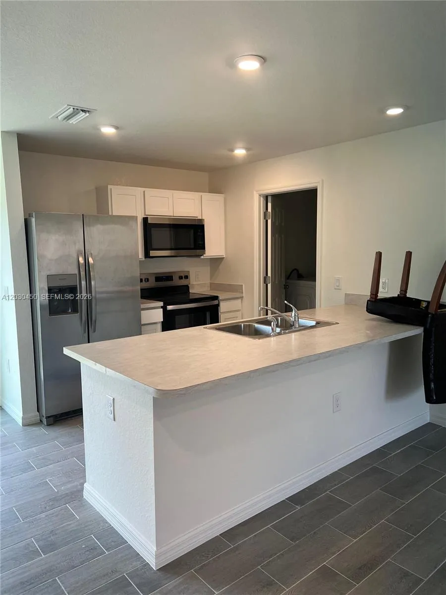 2613 62nd St W Lehigh Acres, FL 33971