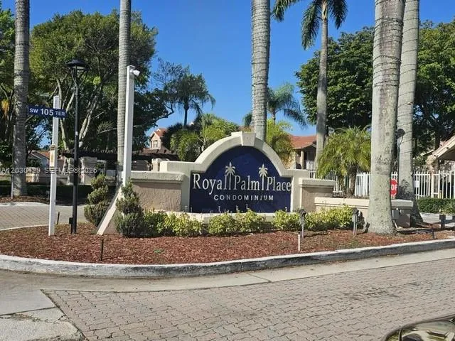 15771 SW 106th Ter #204
