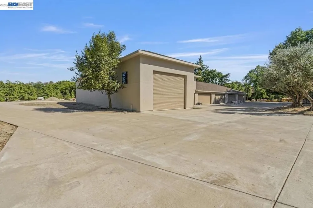 1080 Finley Rd Pleasanton, CA 94588