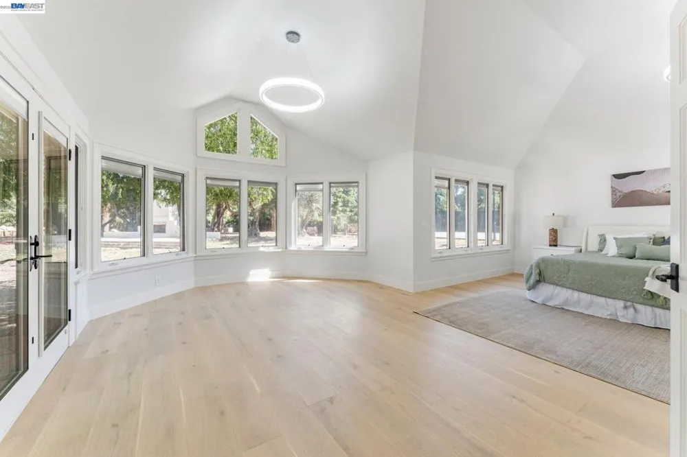 1080 Finley Rd Pleasanton, CA 94588