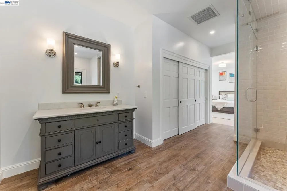 1080 Finley Rd Pleasanton, CA 94588