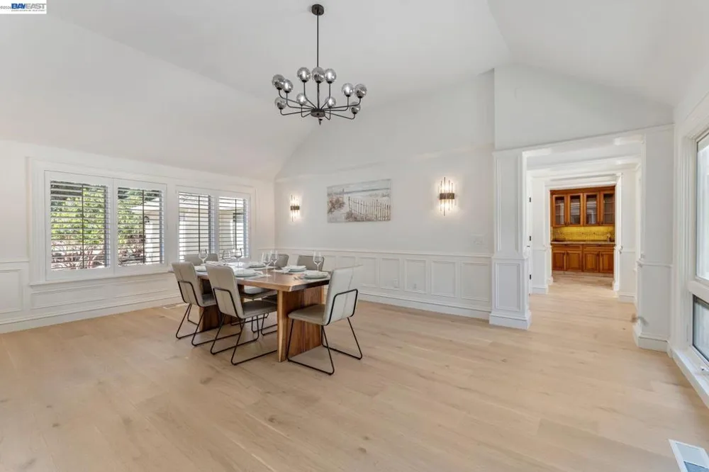 1080 Finley Rd Pleasanton, CA 94588