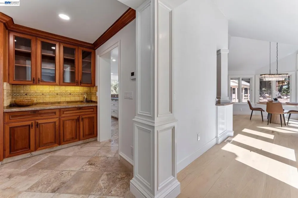 1080 Finley Rd Pleasanton, CA 94588