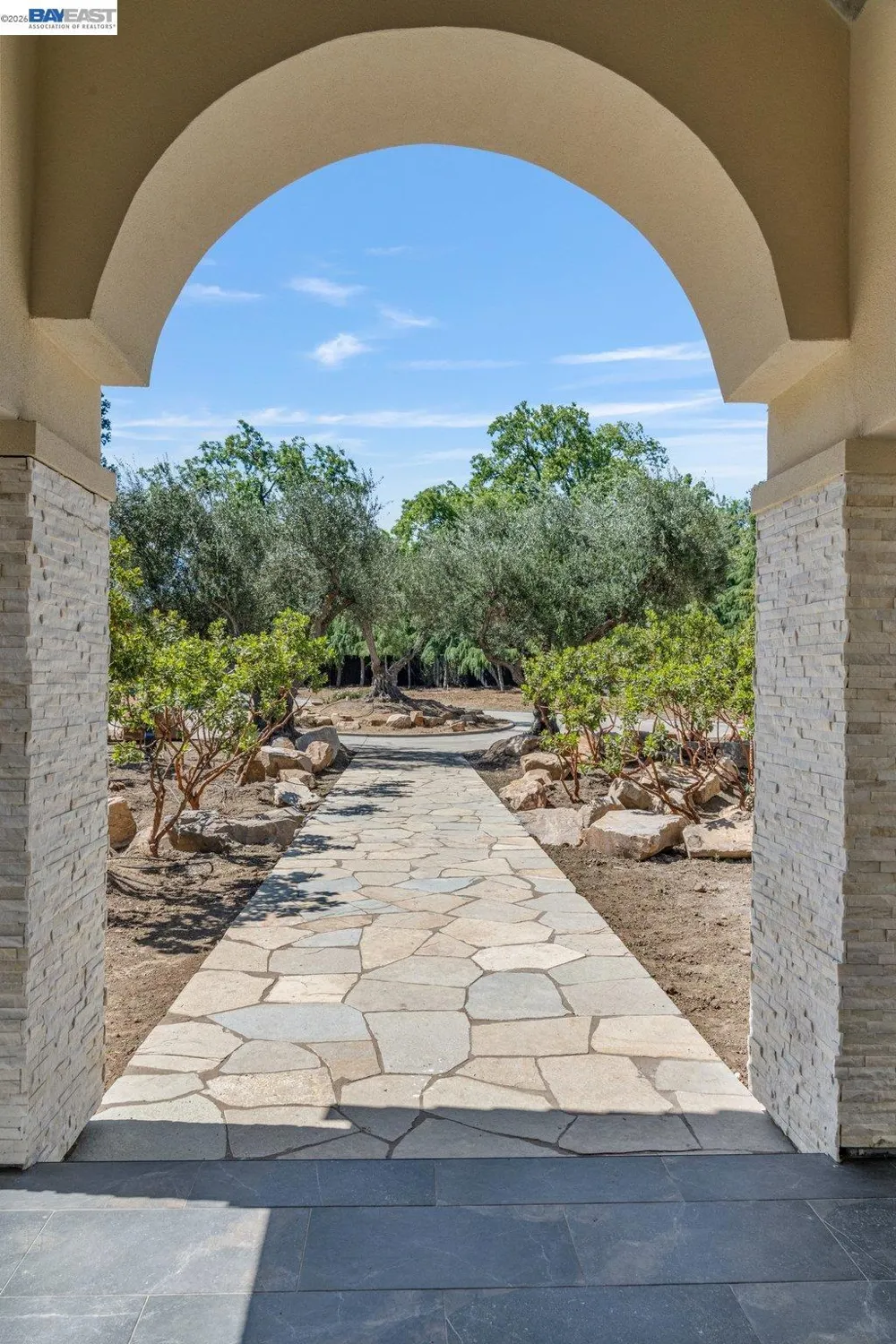 1080 Finley Rd Pleasanton, CA 94588