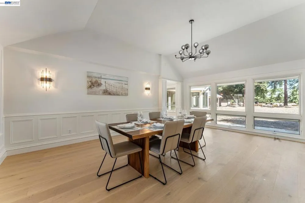 1080 Finley Rd Pleasanton, CA 94588