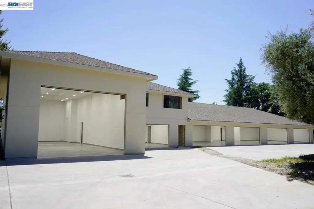 1080 Finley Rd Pleasanton, CA 94588