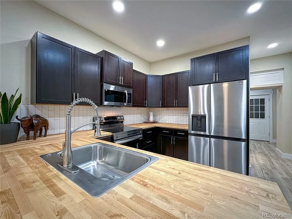 235 W 3rd Street #B Salida, CO 81201
