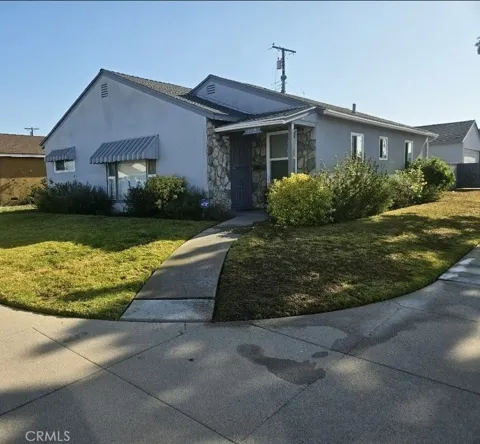 13903 S Zamora