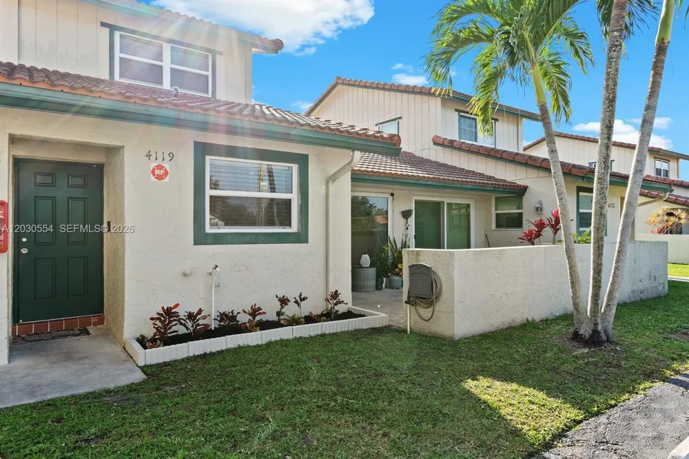 4119 Coral Springs Dr #C6