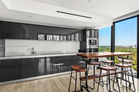 1451 Brickell Ave #1706