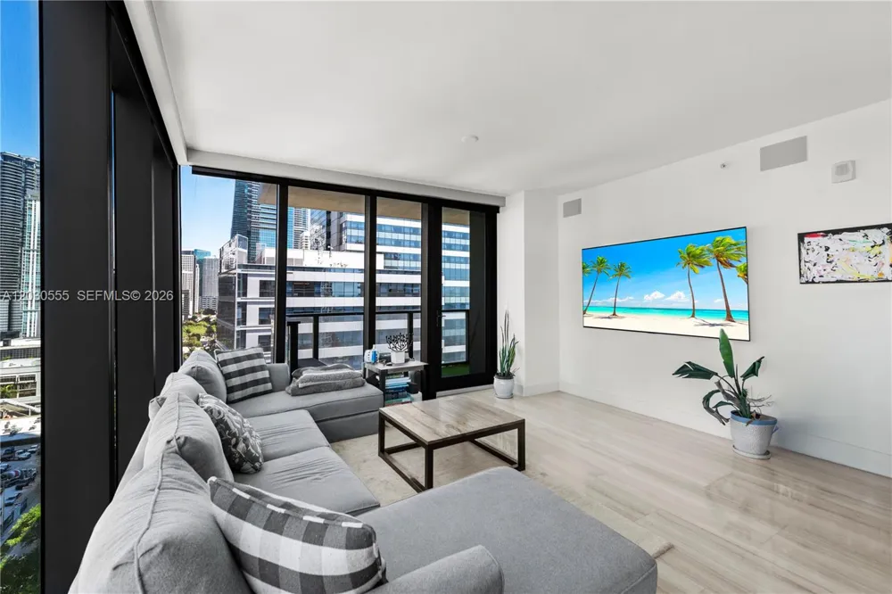 1451 Brickell Ave #1706 Miami, FL 33131