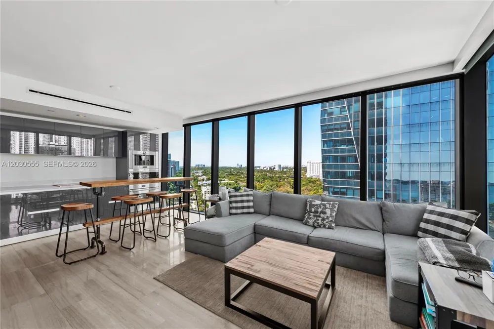 1451 Brickell Ave #1706 Miami, FL 33131