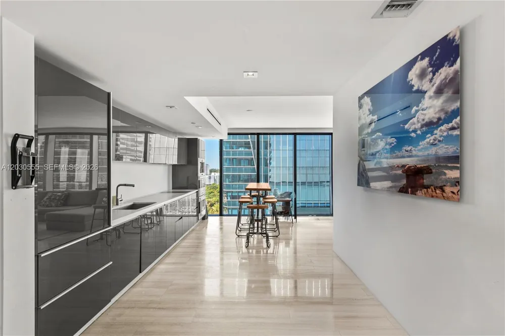 1451 Brickell Ave #1706 Miami, FL 33131