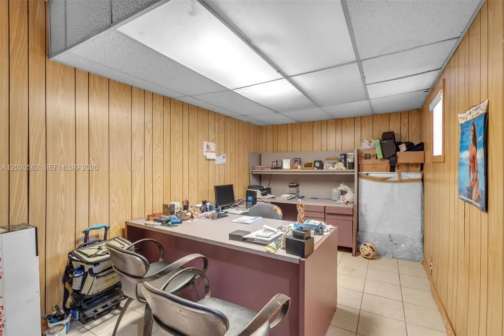 1320 SW 84th Ave Miami, FL 33144