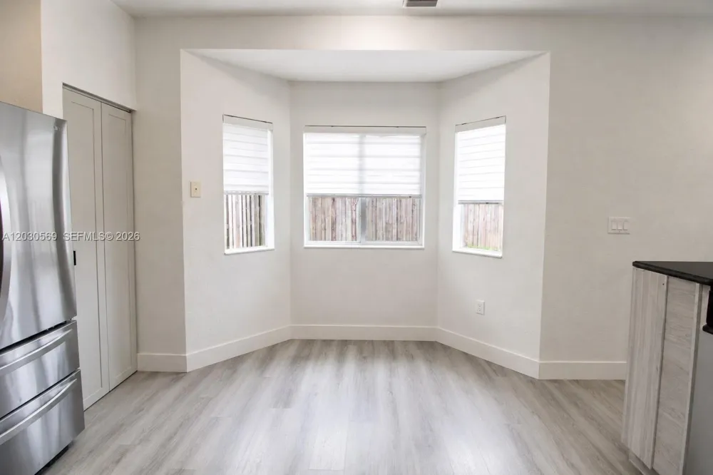 2564 SW 147th Path Miami, FL 33185