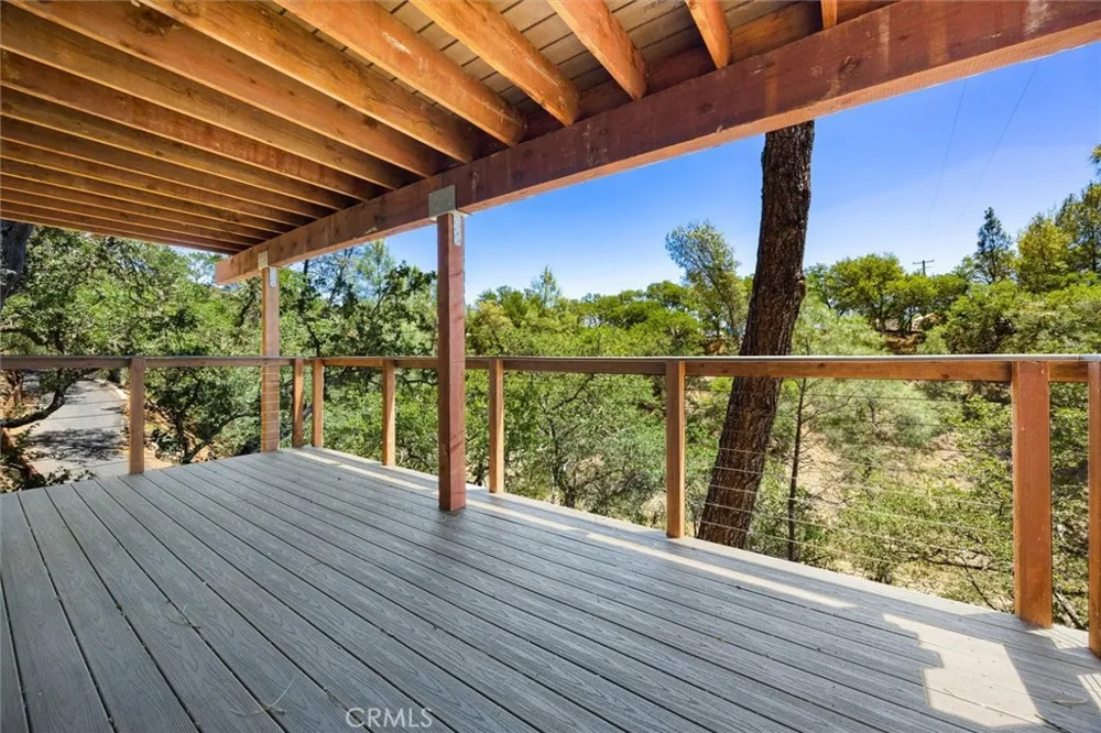 6265 Nacimiento Shores #2 Bradley, CA 93426