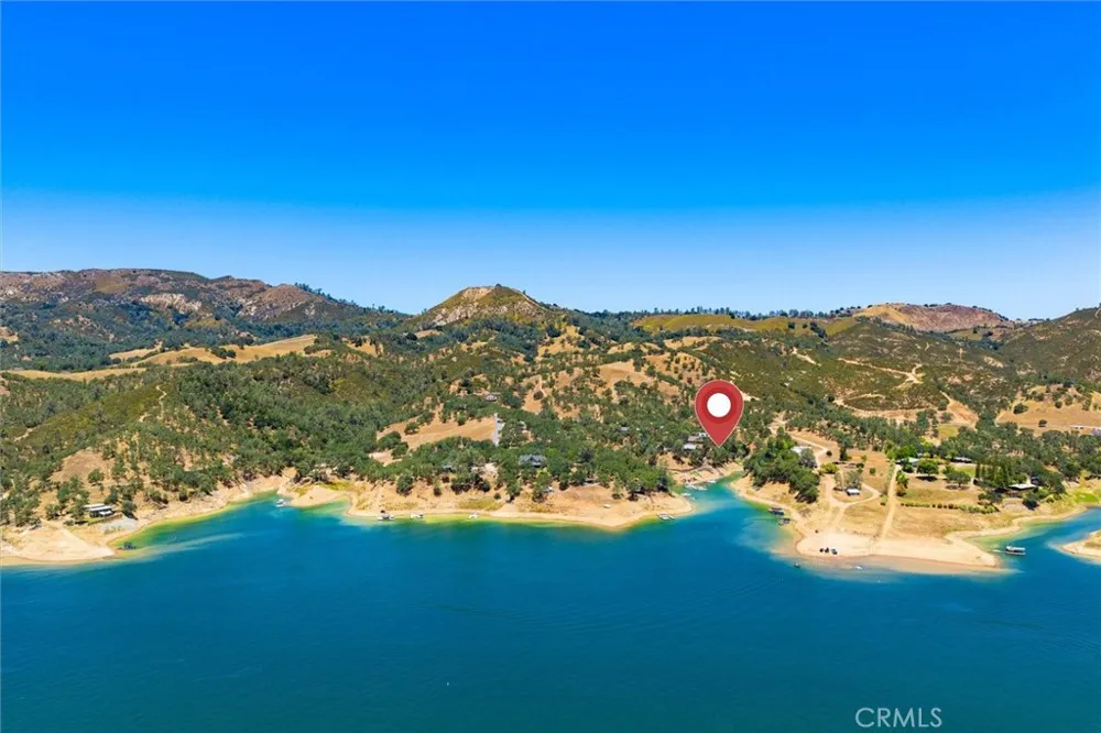 6265 Nacimiento Shores #2 Bradley, CA 93426