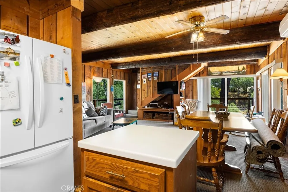 6265 Nacimiento Shores #2 Bradley, CA 93426