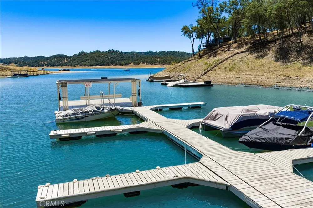 6265 Nacimiento Shores #2 Bradley, CA 93426