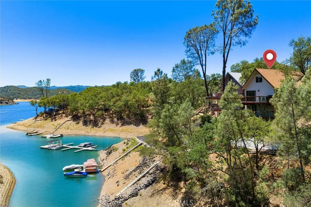 6265 Nacimiento Shores #2 Bradley, CA 93426