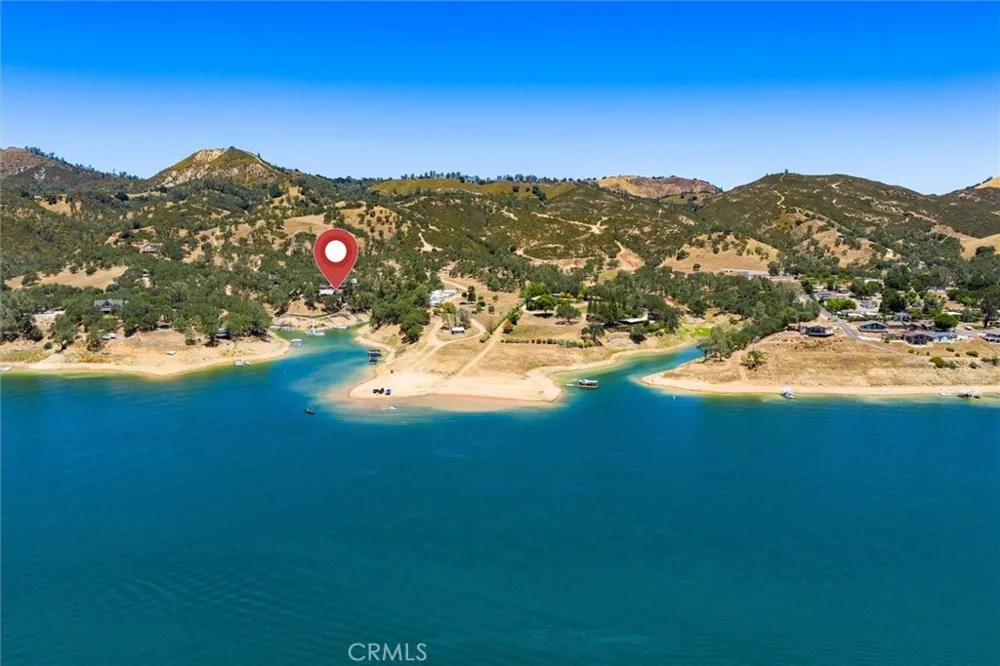 6265 Nacimiento Shores #2 Bradley, CA 93426