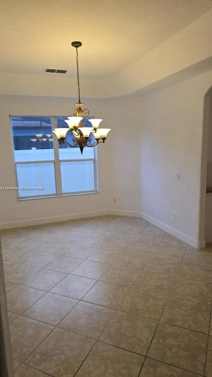 2802 Quiet Water Trail Kissimmee, FL 34744