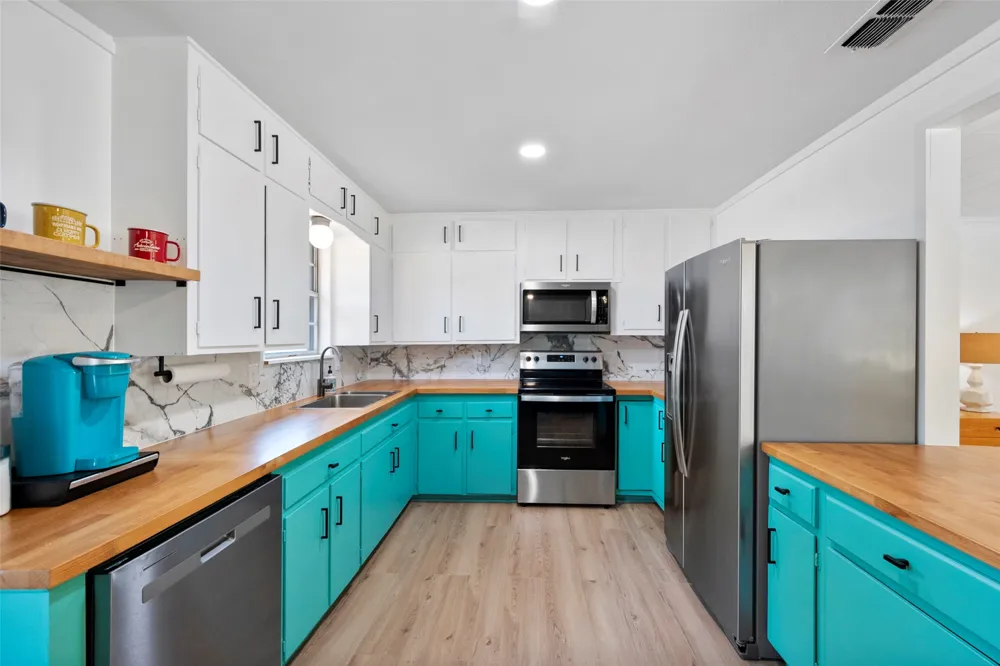 106 Earl Kay Lane Tool, TX 75143