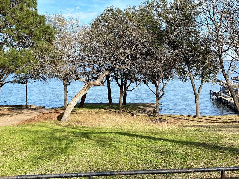 106 Earl Kay Lane Tool, TX 75143