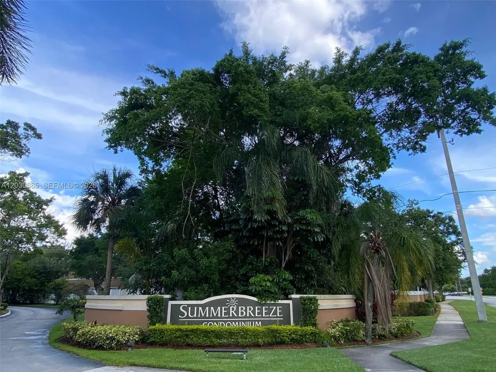 9999 Summerbreeze Dr #915 Sunrise, FL 33322