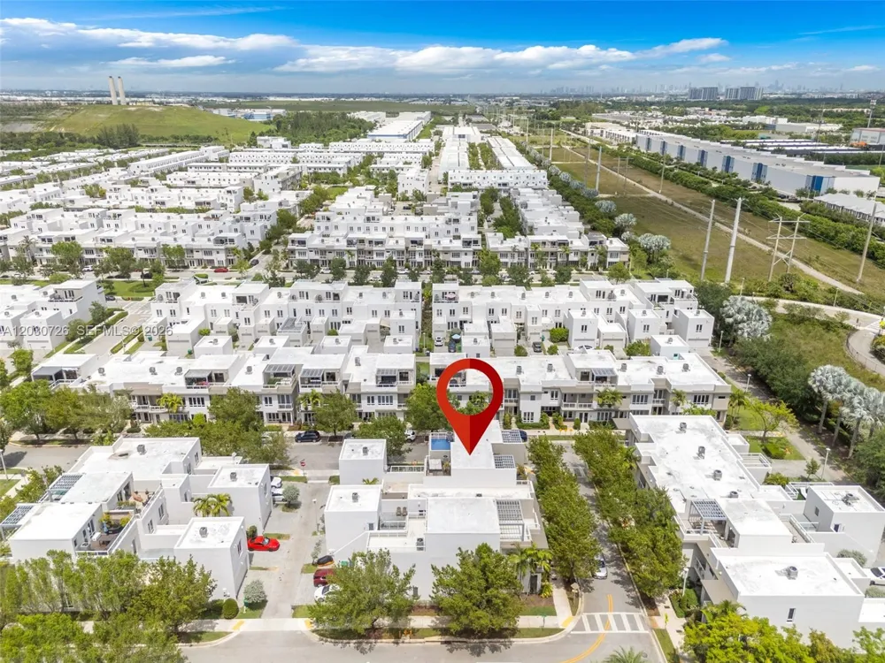 10545 NW 63rd Ter Doral, FL 33178