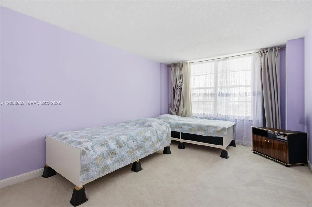 231 174th St #901 Sunny Isles Beach, FL 33160