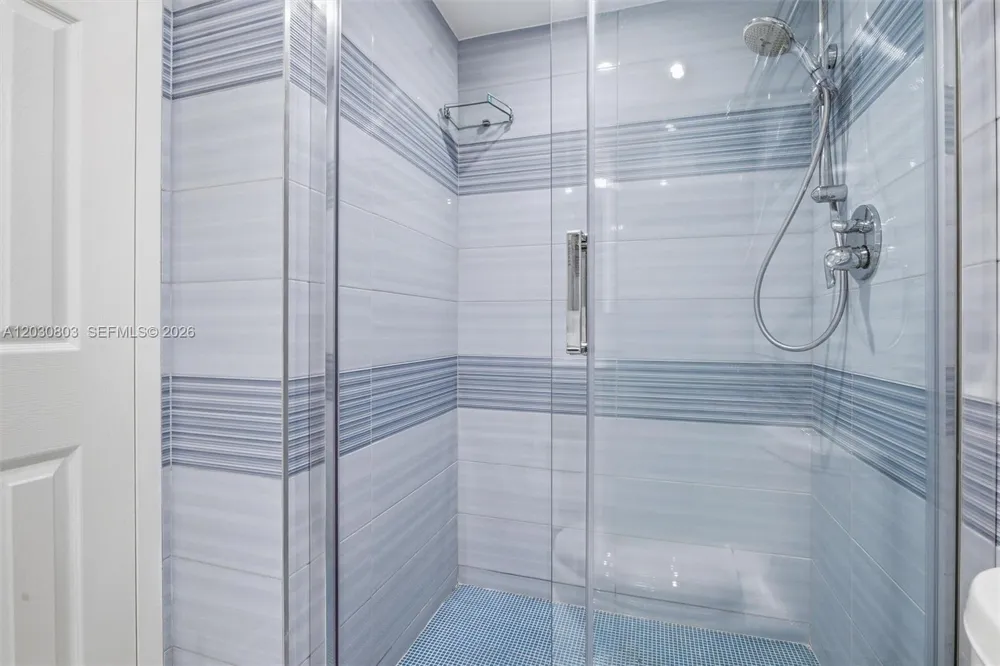 231 174th St #901 Sunny Isles Beach, FL 33160