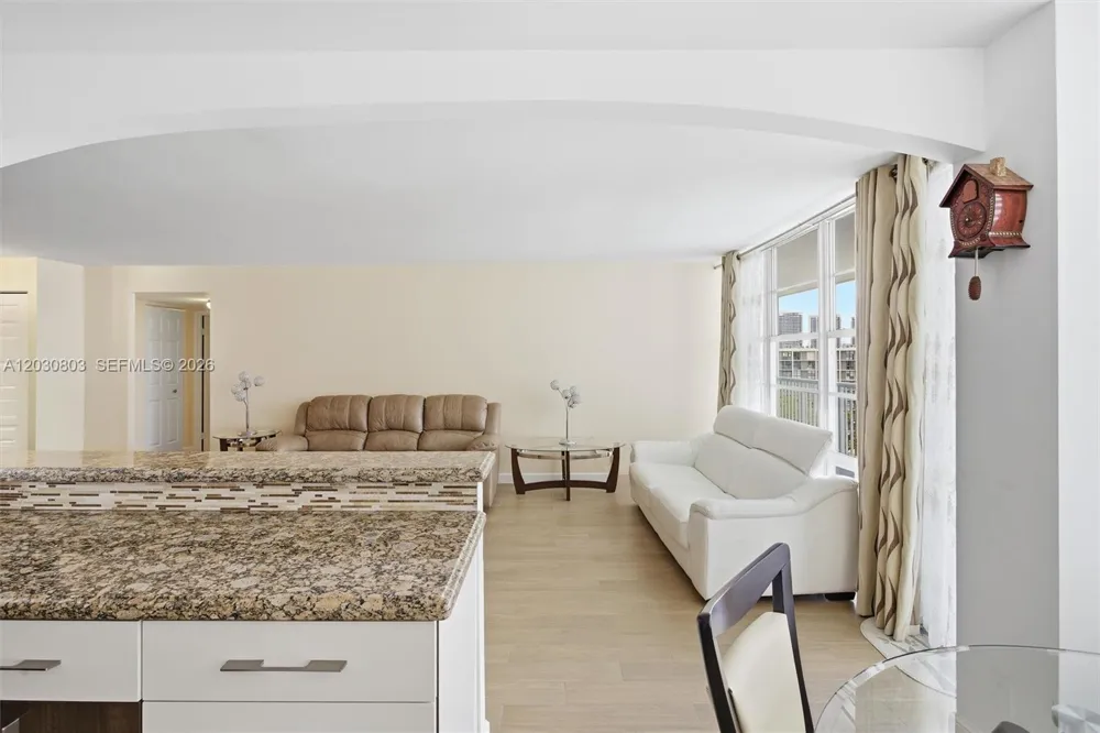231 174th St #901 Sunny Isles Beach, FL 33160