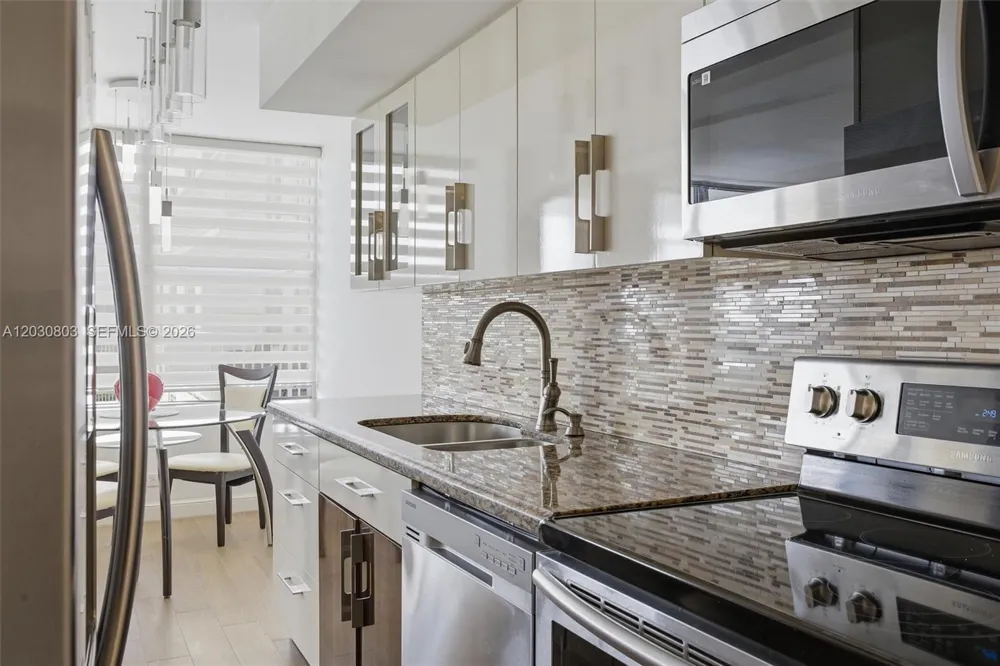 231 174th St #901 Sunny Isles Beach, FL 33160