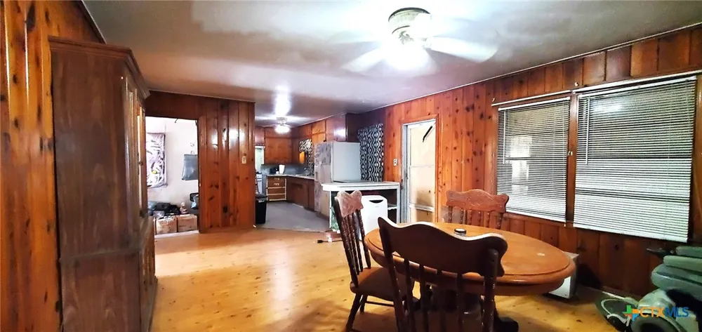 112 College Avenue Oglesby, TX 76561
