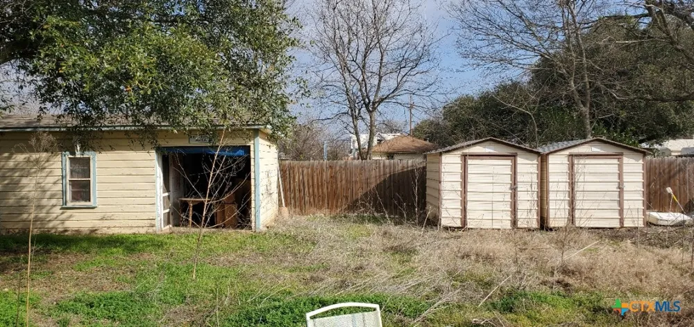 112 College Avenue Oglesby, TX 76561