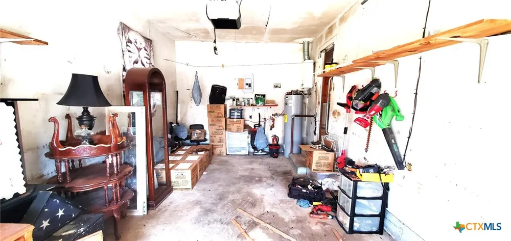 112 College Avenue Oglesby, TX 76561