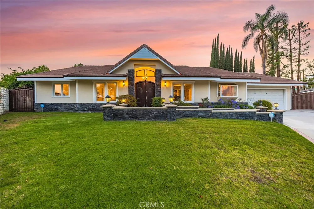 1165 Altura Terrace