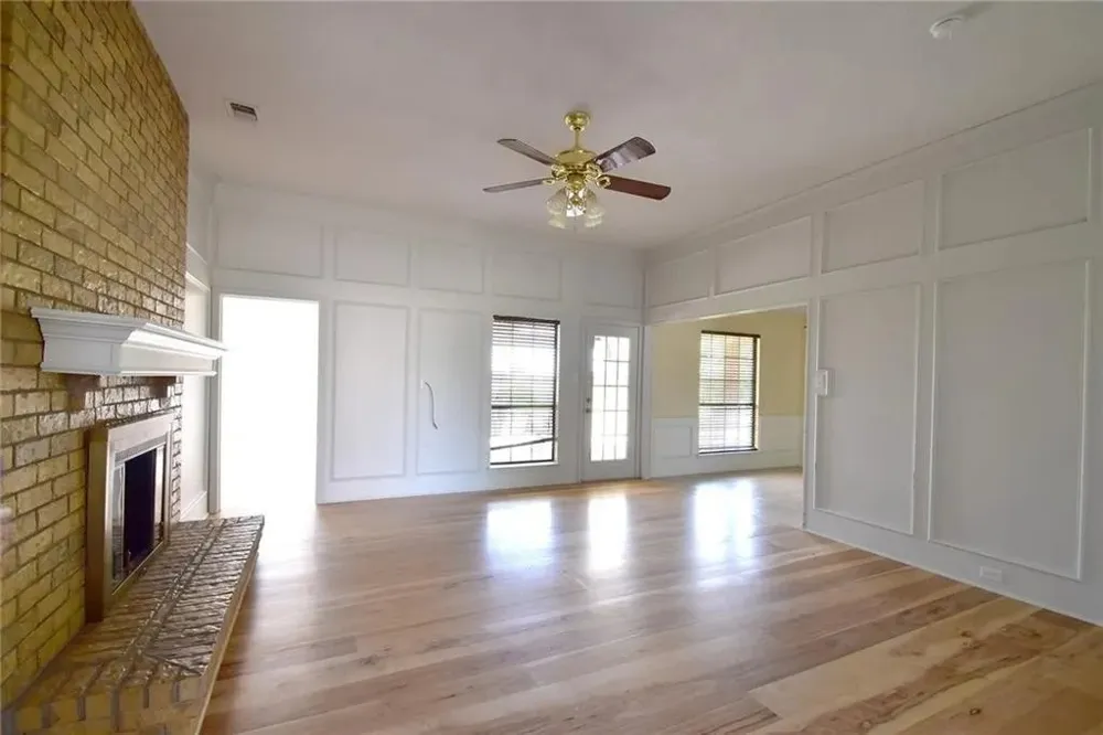 16 Lee Circle Heath, TX 75032