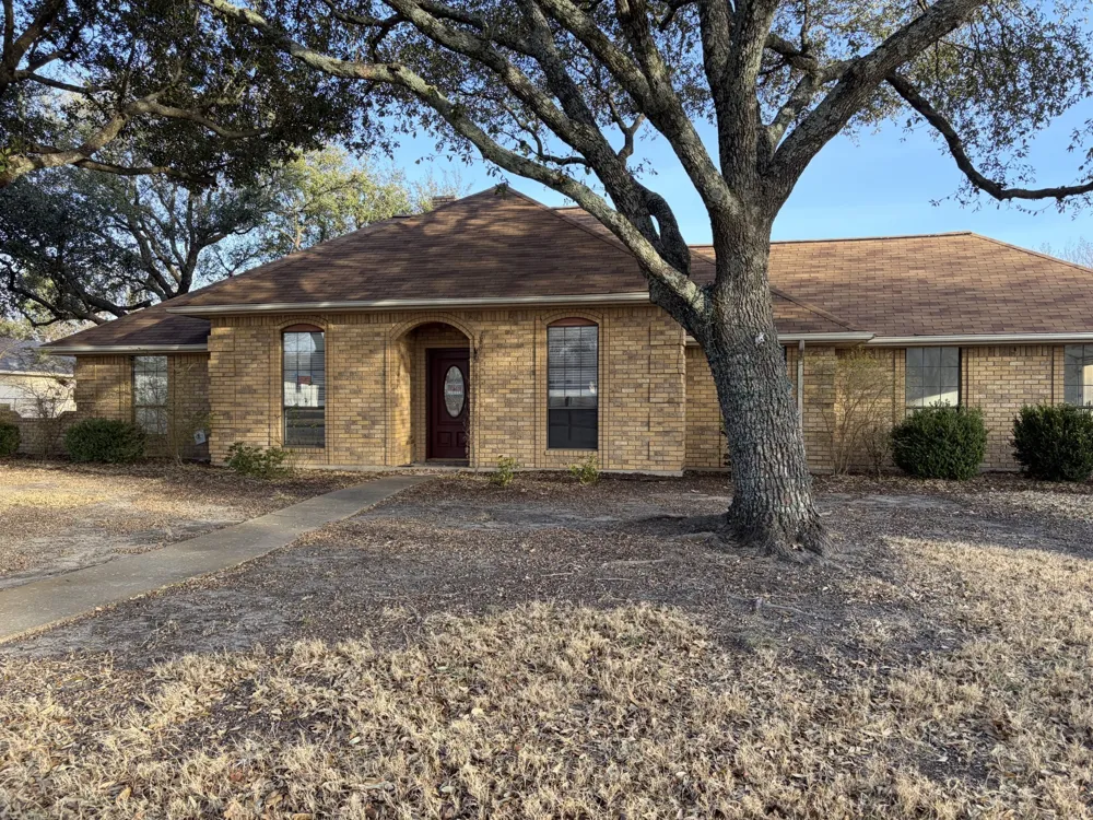 16 Lee Circle Heath, TX 75032