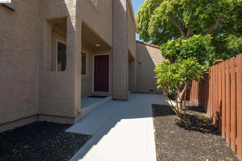 31 Campo Verde Circle San Pablo, CA 94806