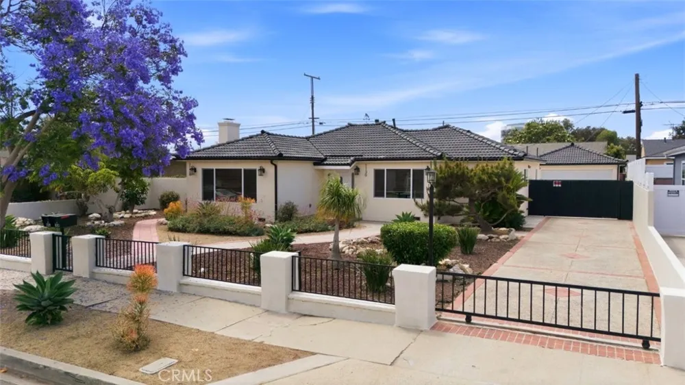 1130 W 186th Gardena, CA 90248