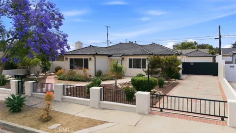 1130 W 186th