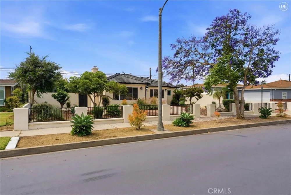 1130 W 186th Gardena, CA 90248